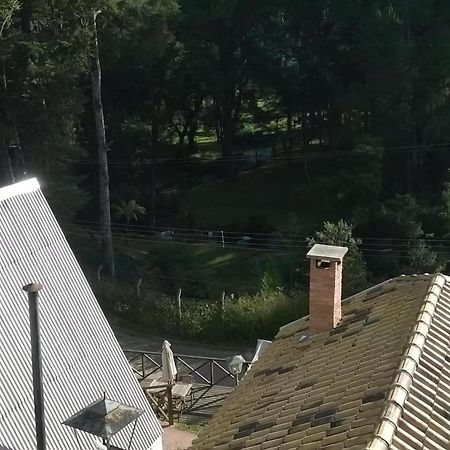 Villa Valentina Chales Com Lareira E Churrasqueira Campos do Jordão Rom bilde